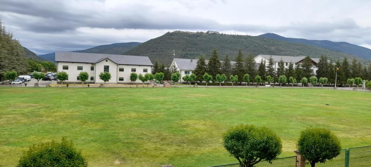 Ferienwohnung El Refugio De Max Jaca Exterior foto